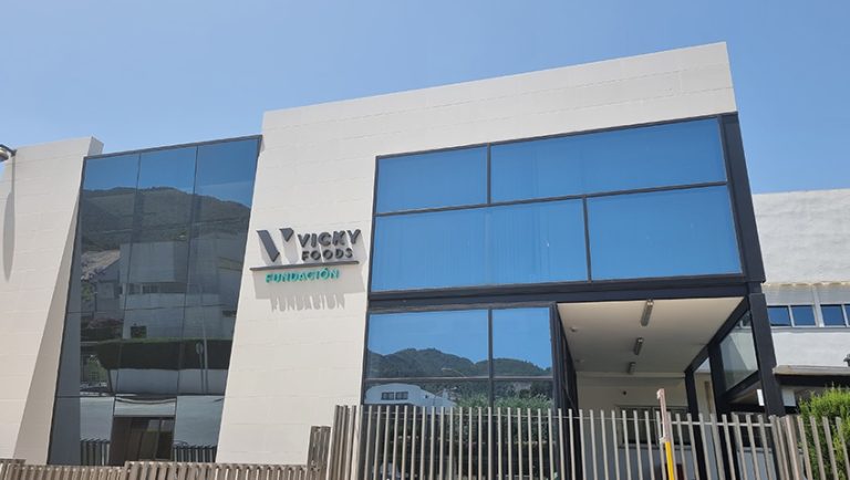 Historia, Vicky Foods - grupo de alimentaci&oacute;n: Dulcesol, HnosJuan y Be Plus